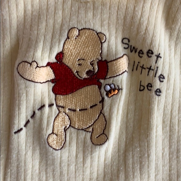 Kids romper Pooh with hat outfit 6-9 month - Picture 2 of 6